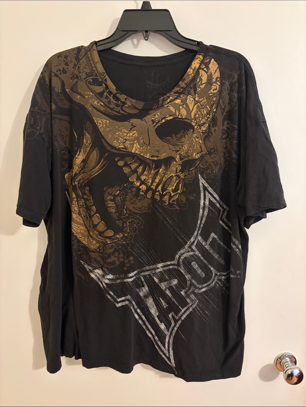 Tapout Black Short-Sleeve Tee with brown Skull Graphic